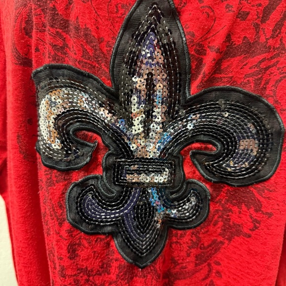 Cato Red Fleur De Lis Sequin Graphic V Neck Long Sleeve Top Plus 18/20 - Picture 3 of 10